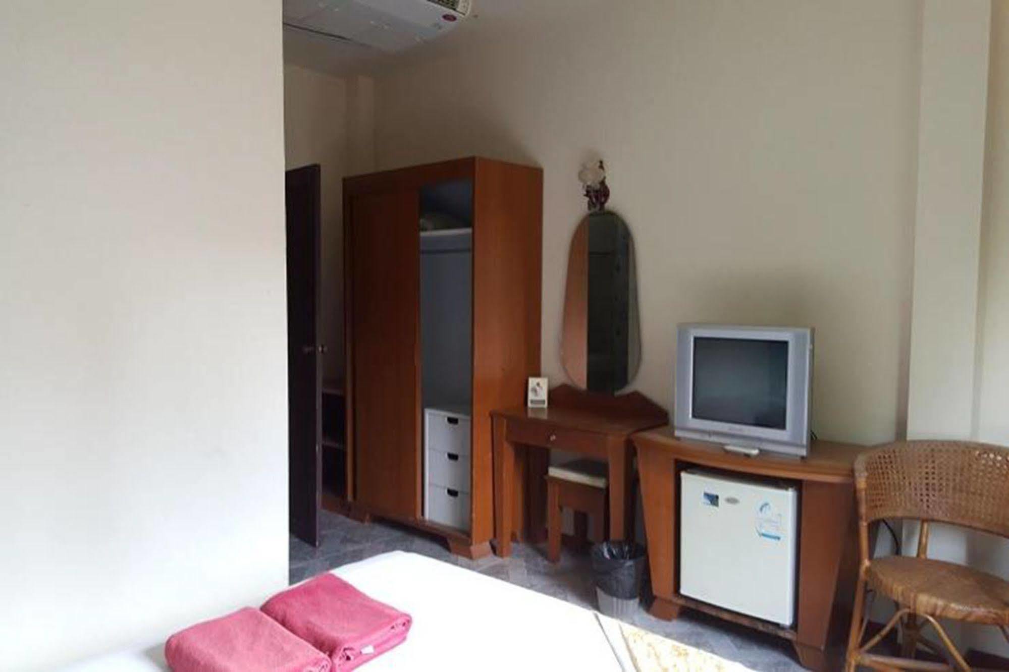 Krabi Loma Hotel Екстериор снимка