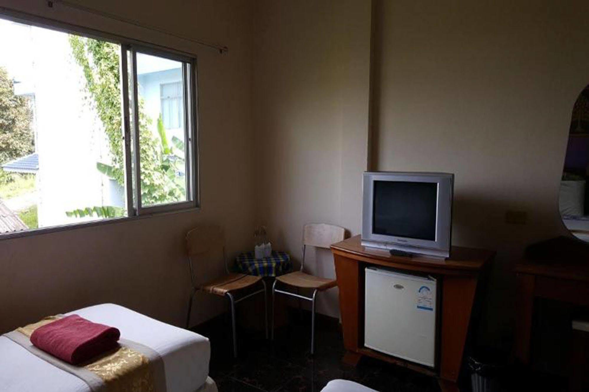 Krabi Loma Hotel Екстериор снимка